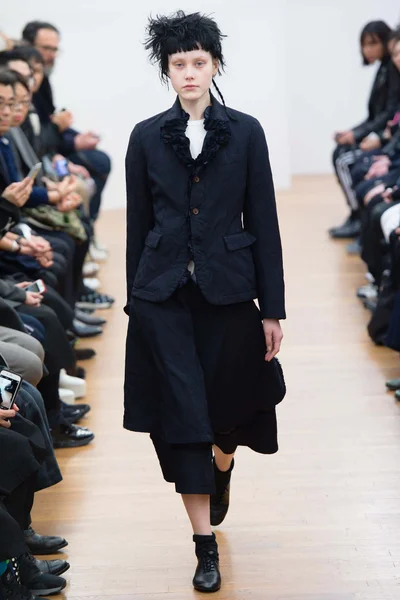 Look 39